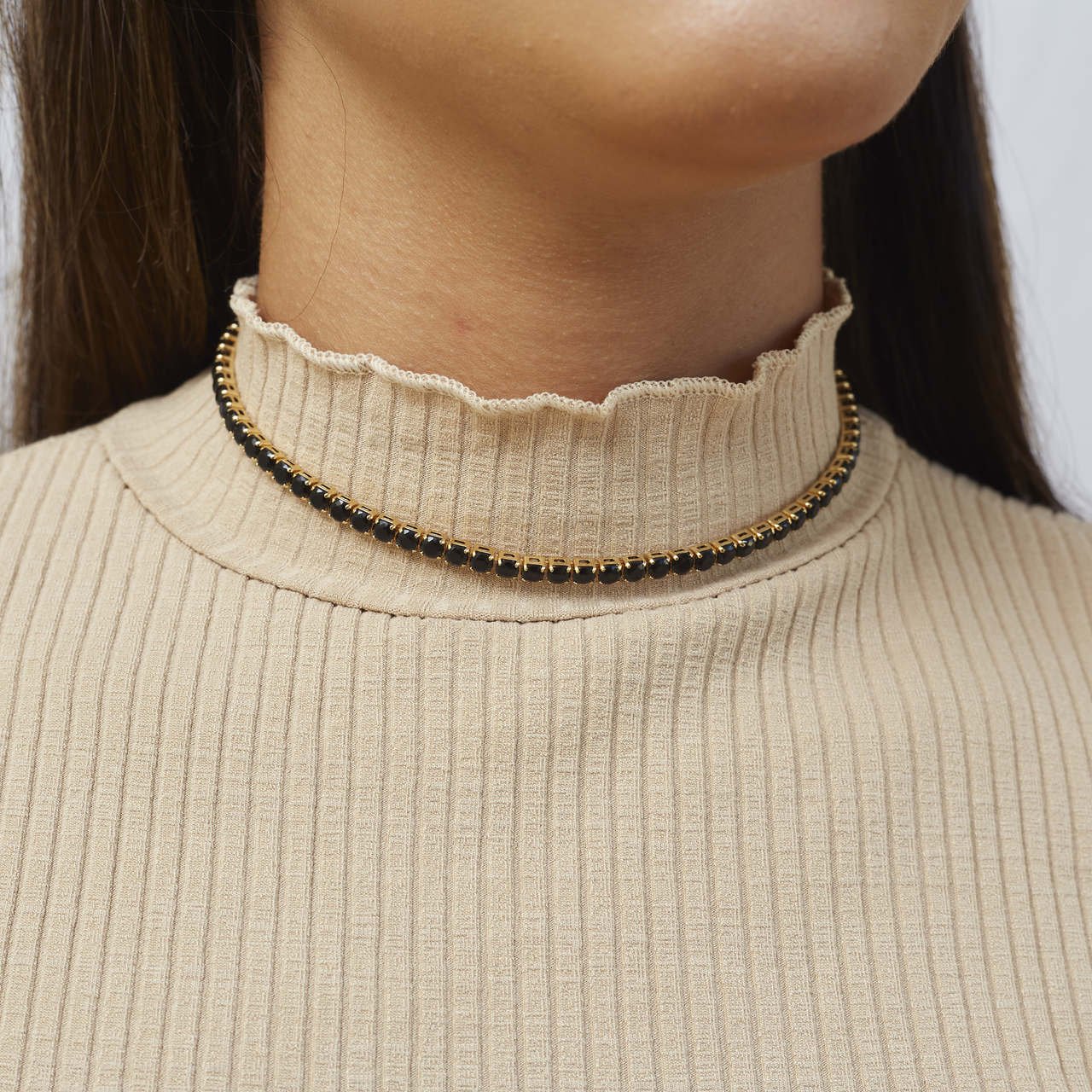 CHOKER HELÔ RIVIERA PRETO BANHO OURO