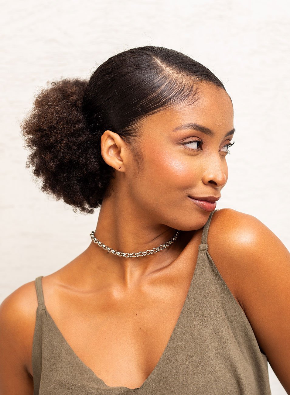 CHOKER MADONA G BANHO RÓDIO BRANCO