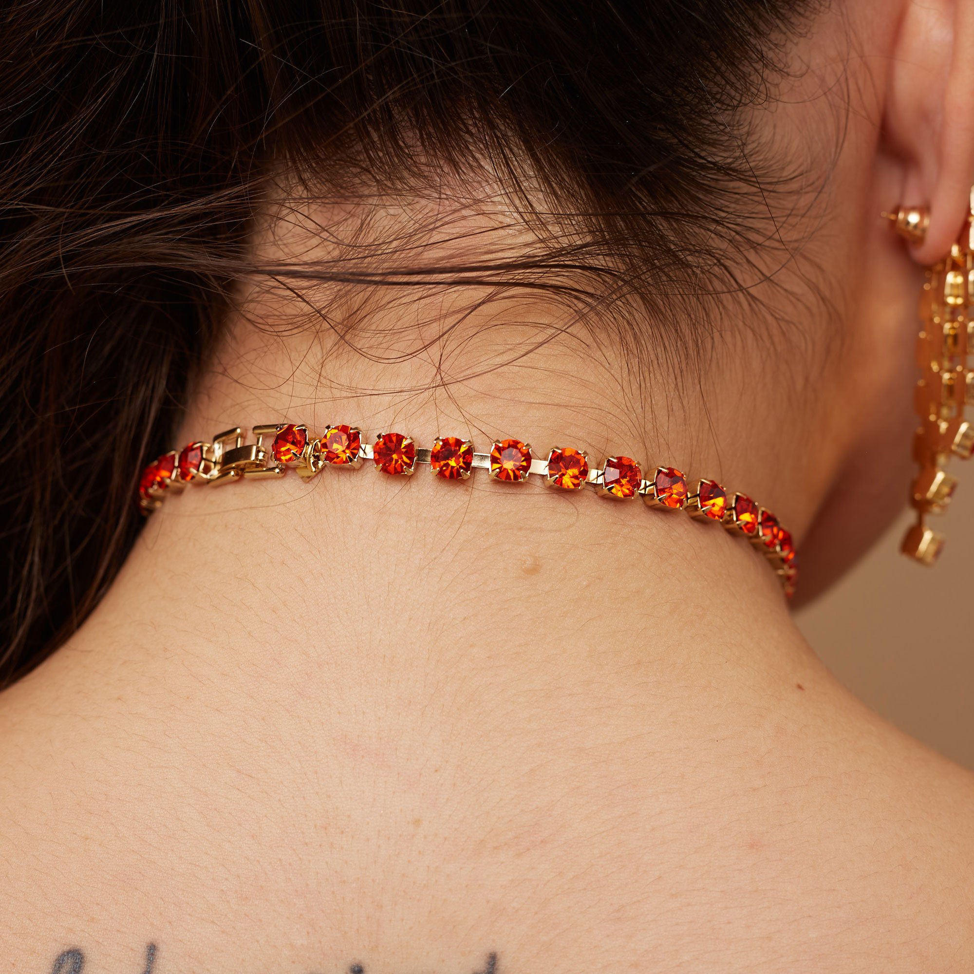 CHOKER RADIAR LARANJA BANHO OURO