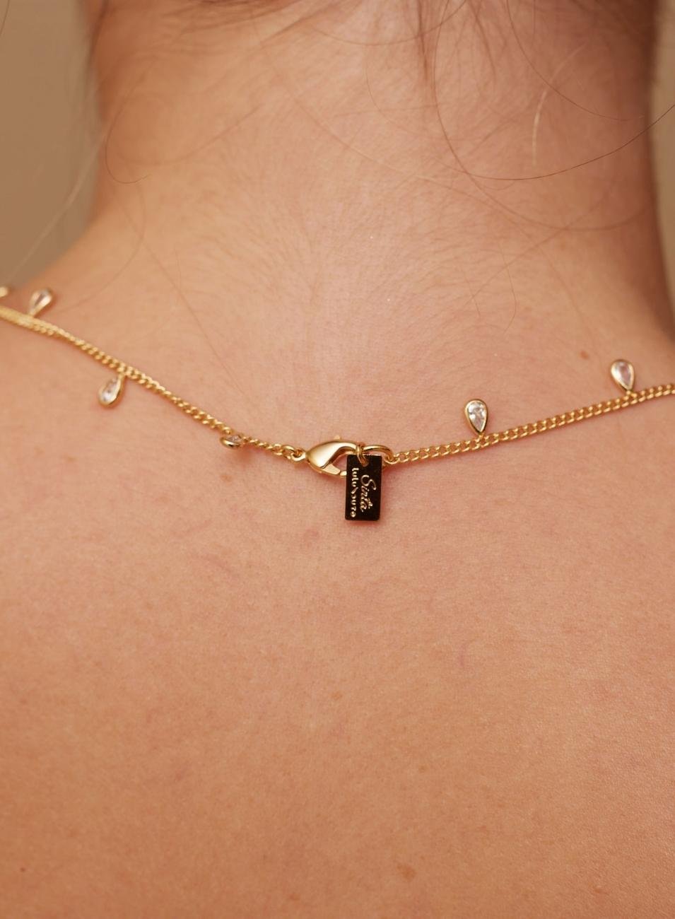 CHOKER RAIN GOTAS ZIRCÔNIAS INCOLORES BANHO OURO