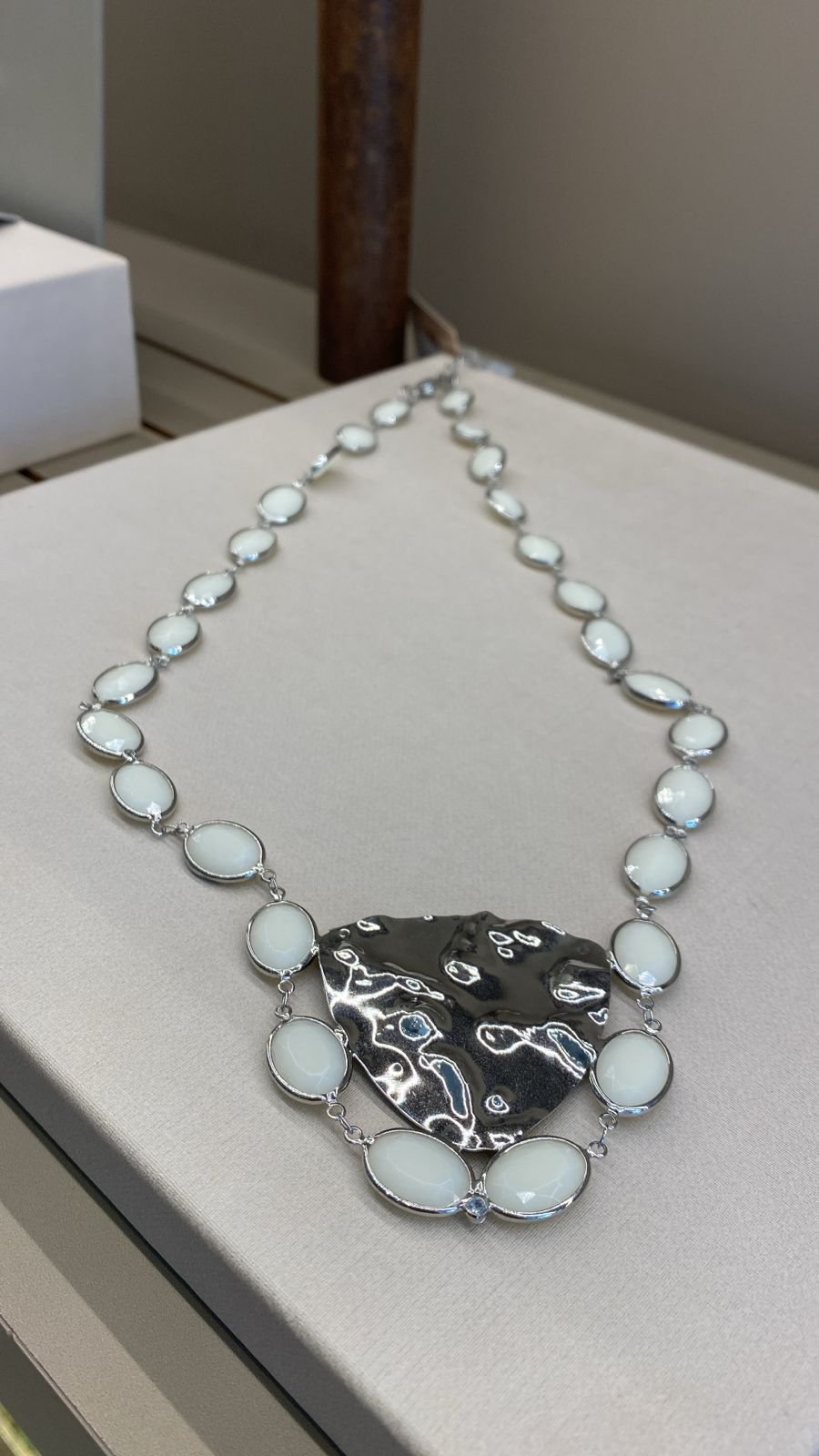 COLAR CRISTAL OVAL AZUL ACQUA MARINE ZIRCÔNIA INCOLOR BO