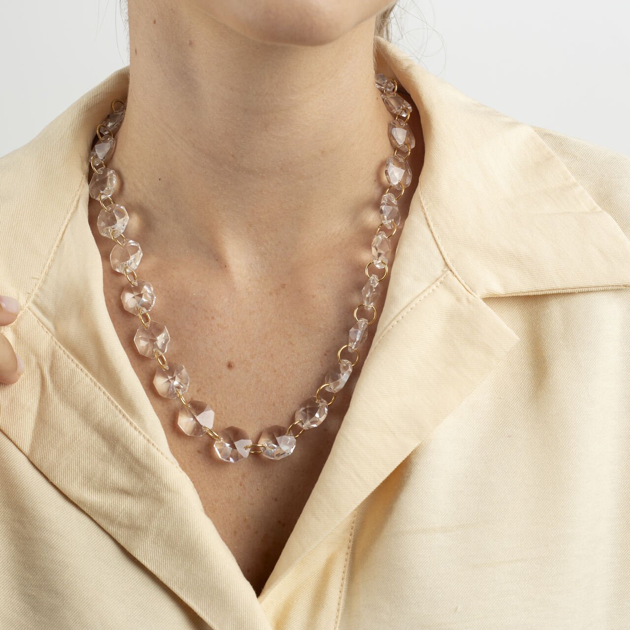 COLAR CURTO CARAVELA CRISTAL INCOLOR BANHO OURO