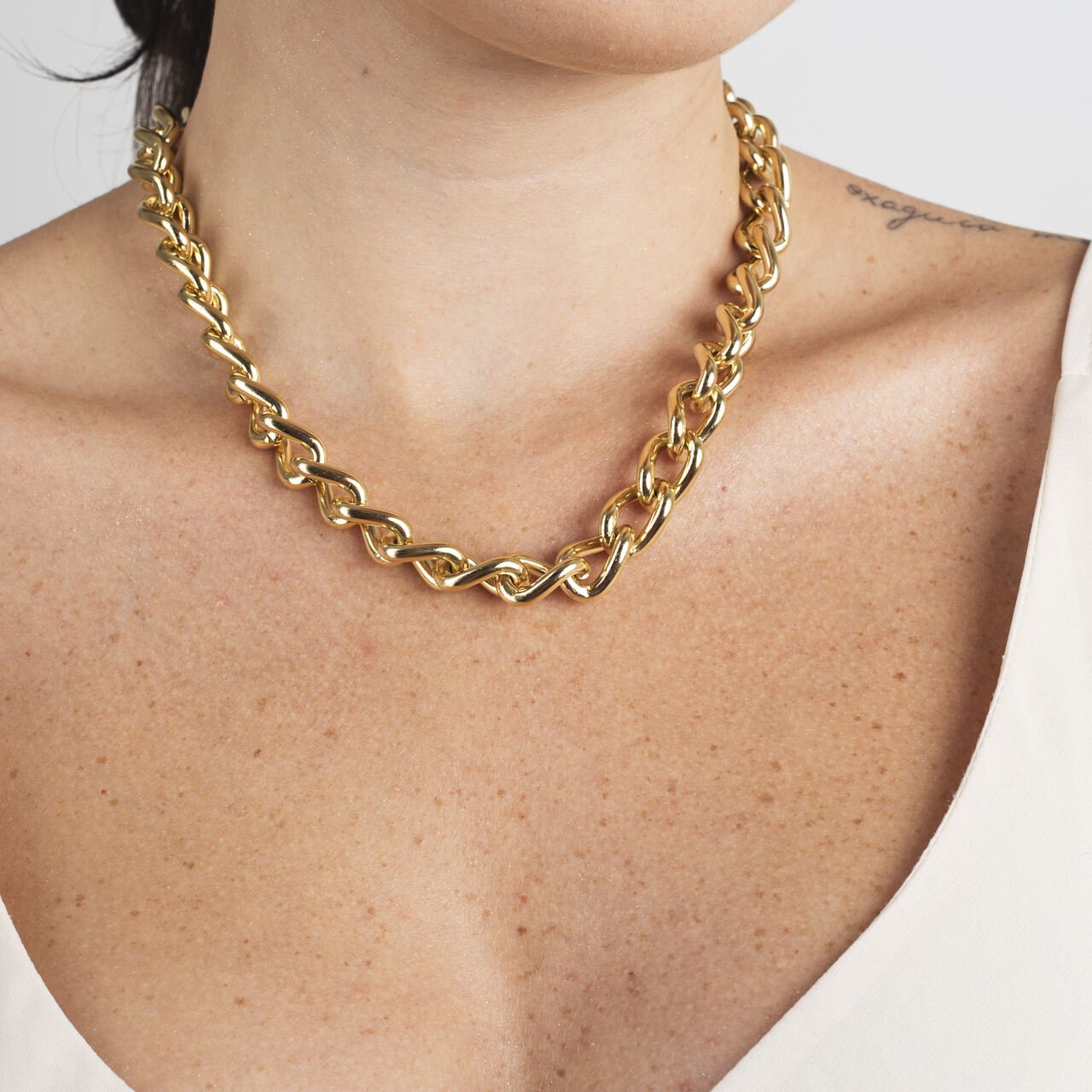 COLAR GRUMET BANHO OURO