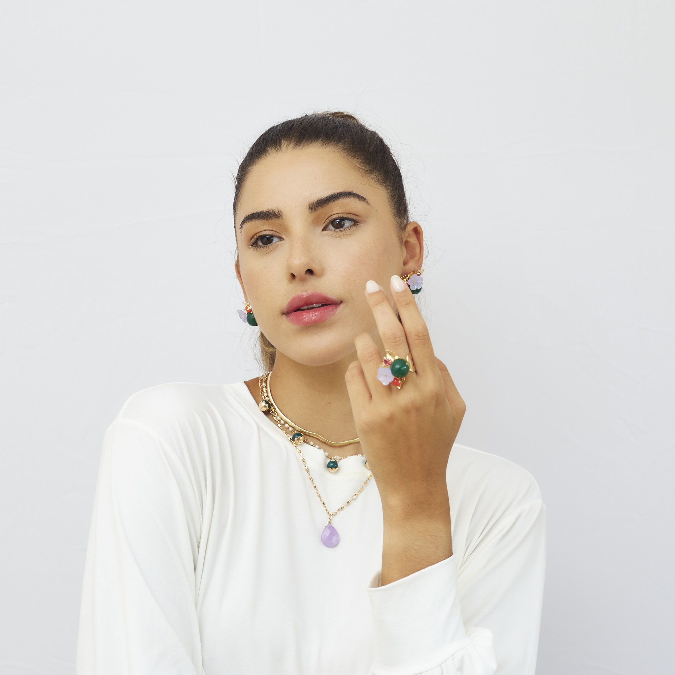 COLAR PEDRERA PINGENTE OLHO DE GATO LILÁS BANHO OURO