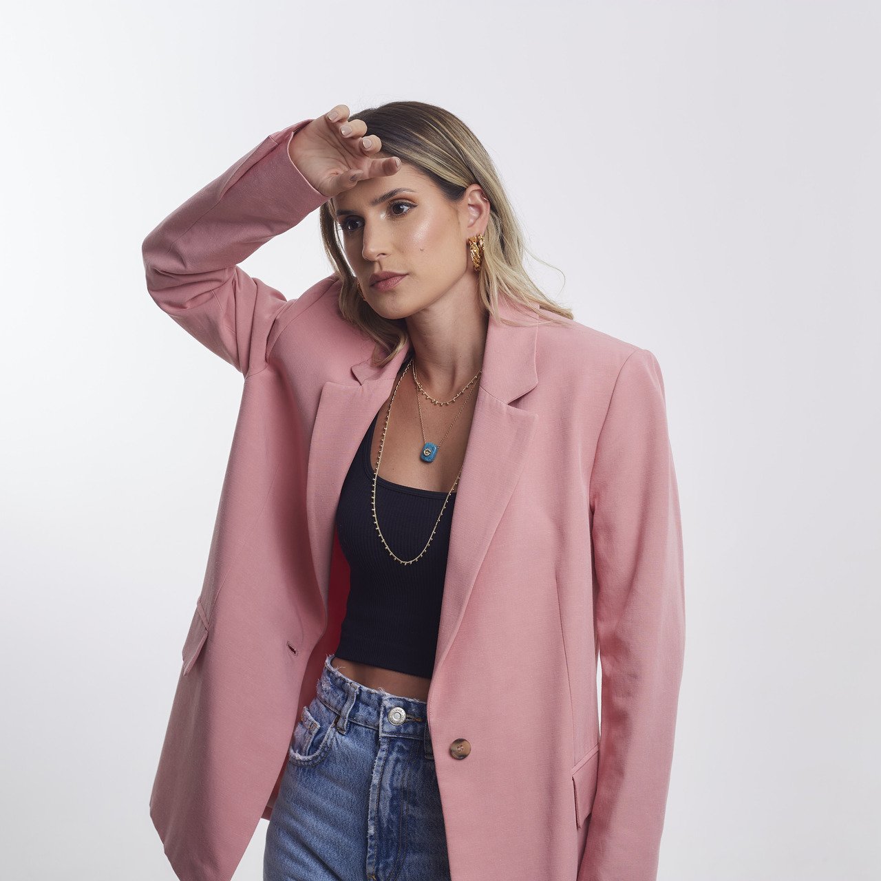 COLAR PERSONALIZADO FELÍCIA CURTO CORRENTE BOLINHA METAL BANHO OURO