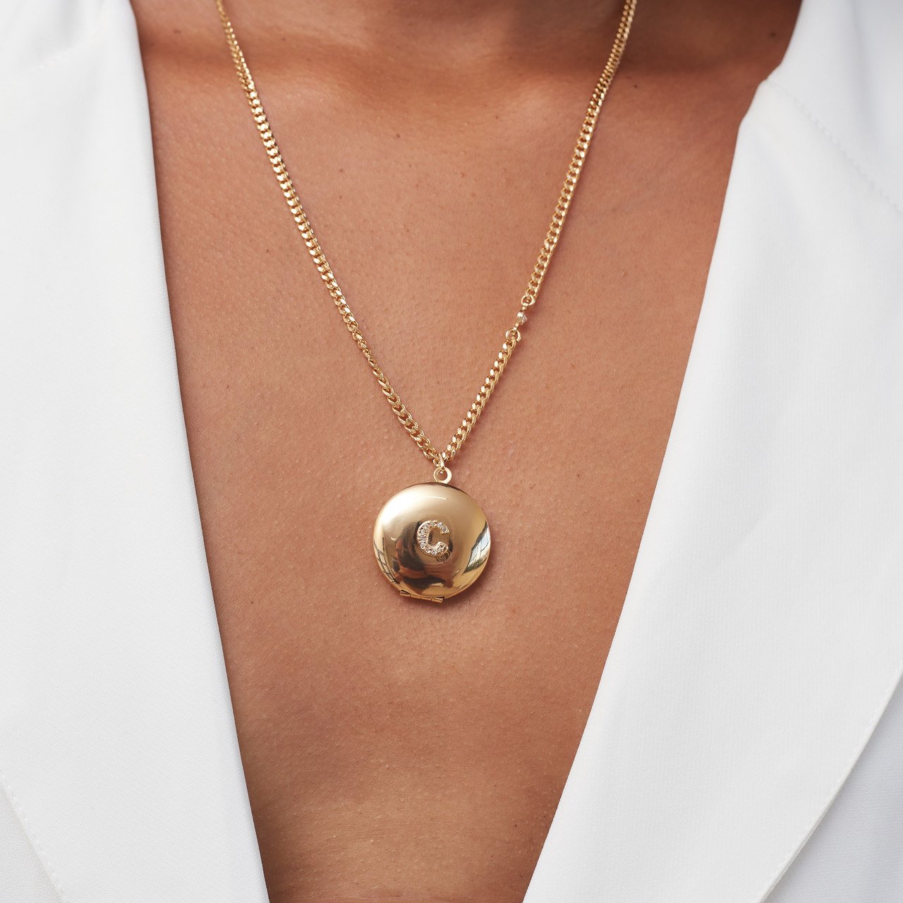 COLAR RELICÁRIO INICIAL C BANHO OURO