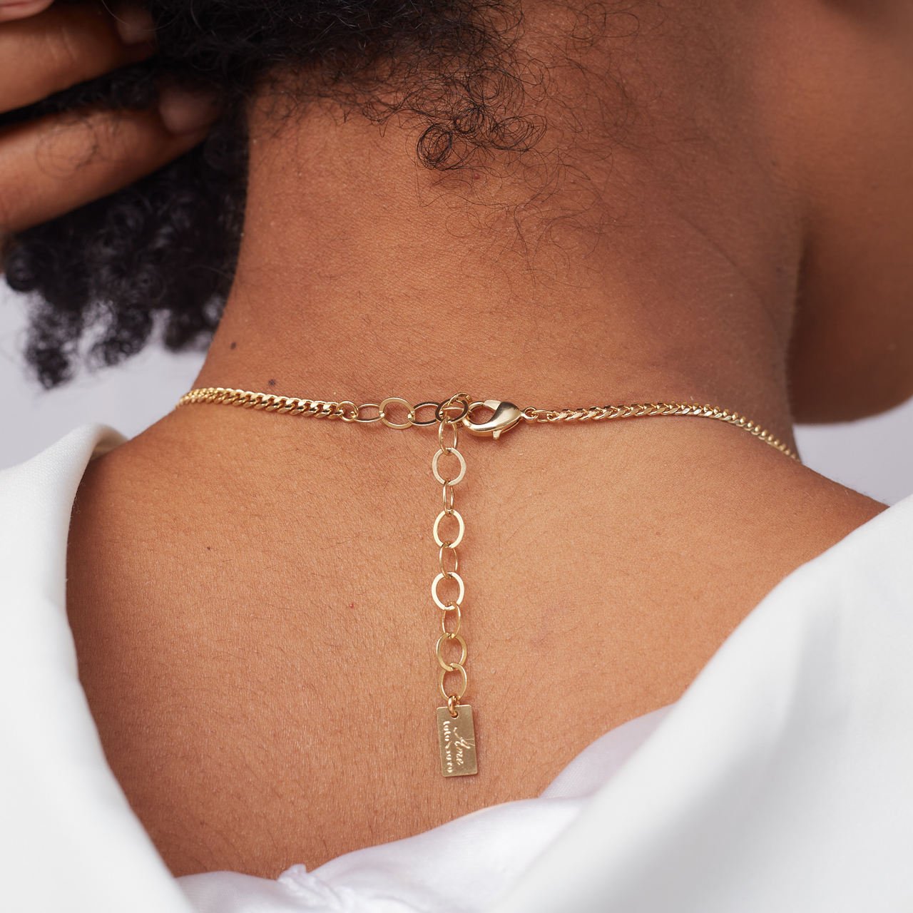 COLAR RELICÁRIO INICIAL C BANHO OURO