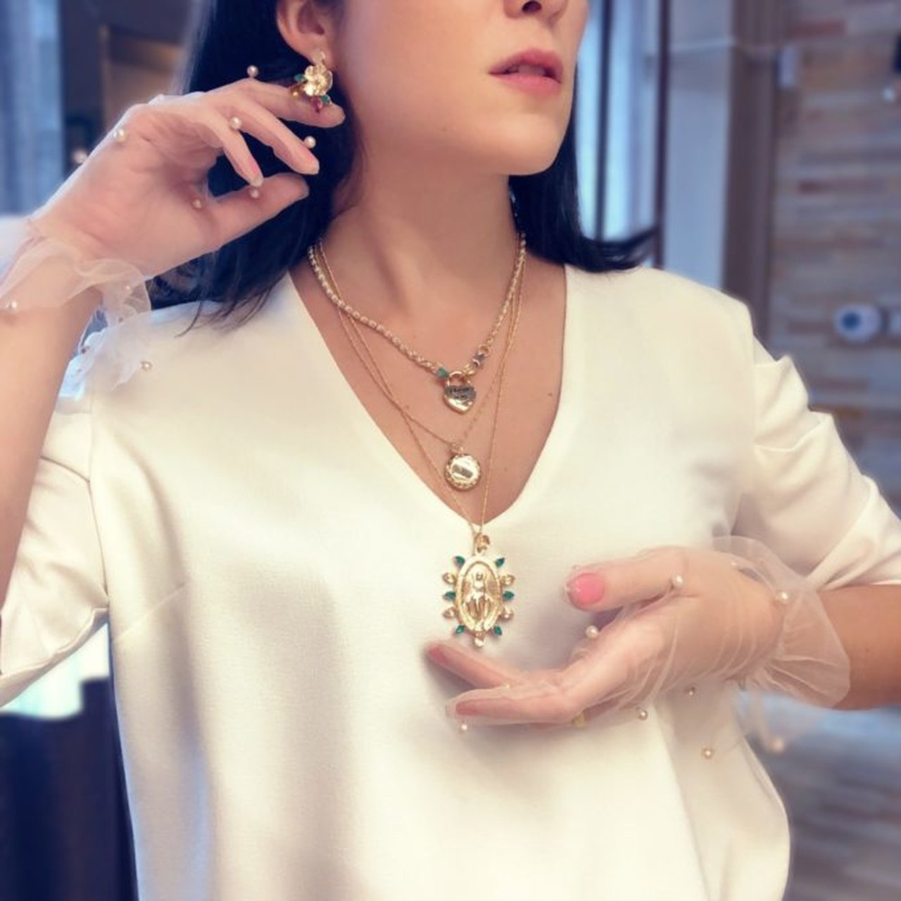 COLAR RELICARIO REDONDO MINI BANHO OURO