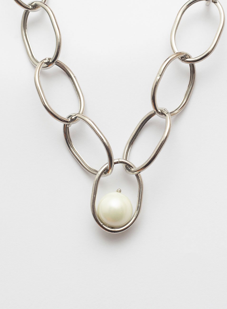 COLAR RELUZ PÉROLA SHELL BANHO RÓDIO BRANCO