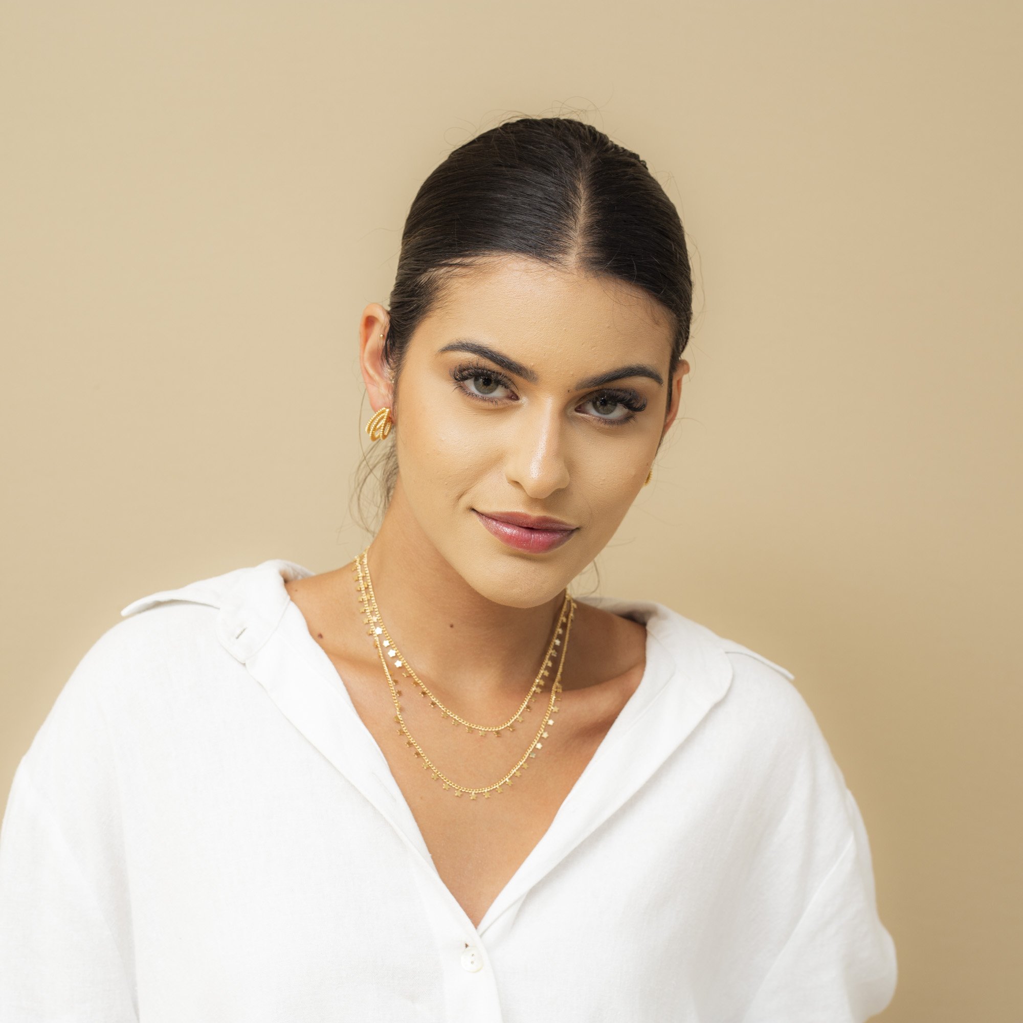 COLAR STAR PINGENTES ESTRELINHAS BANHO OURO