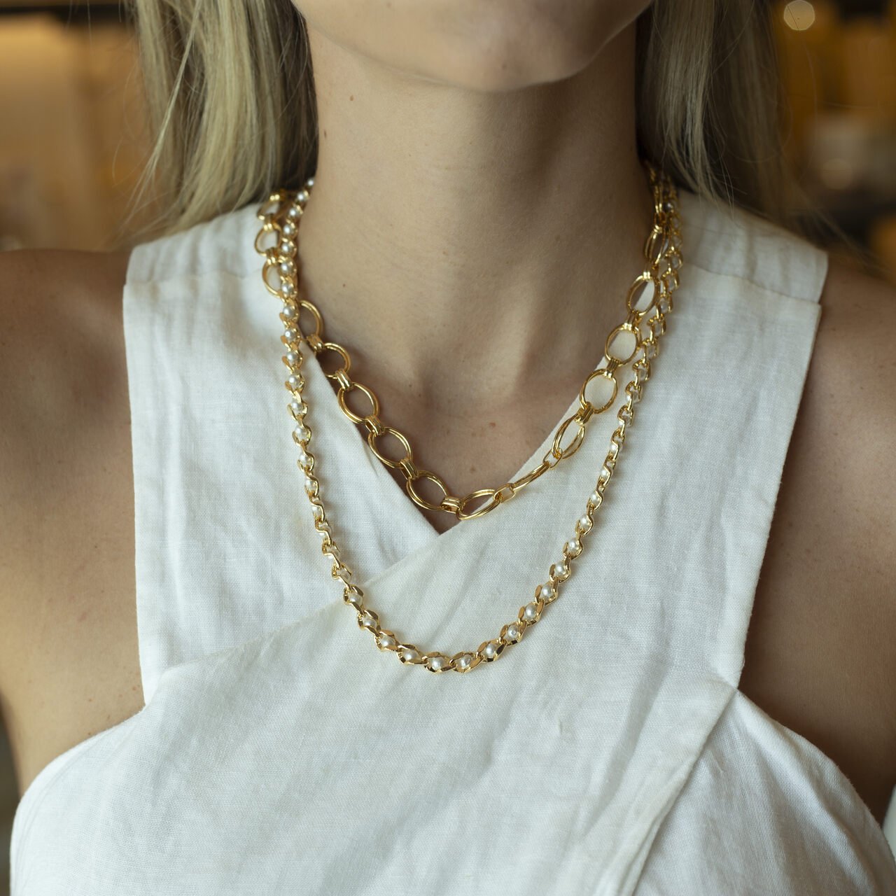 COLAR VALENÇA ELOS PÉROLAS BANHO OURO