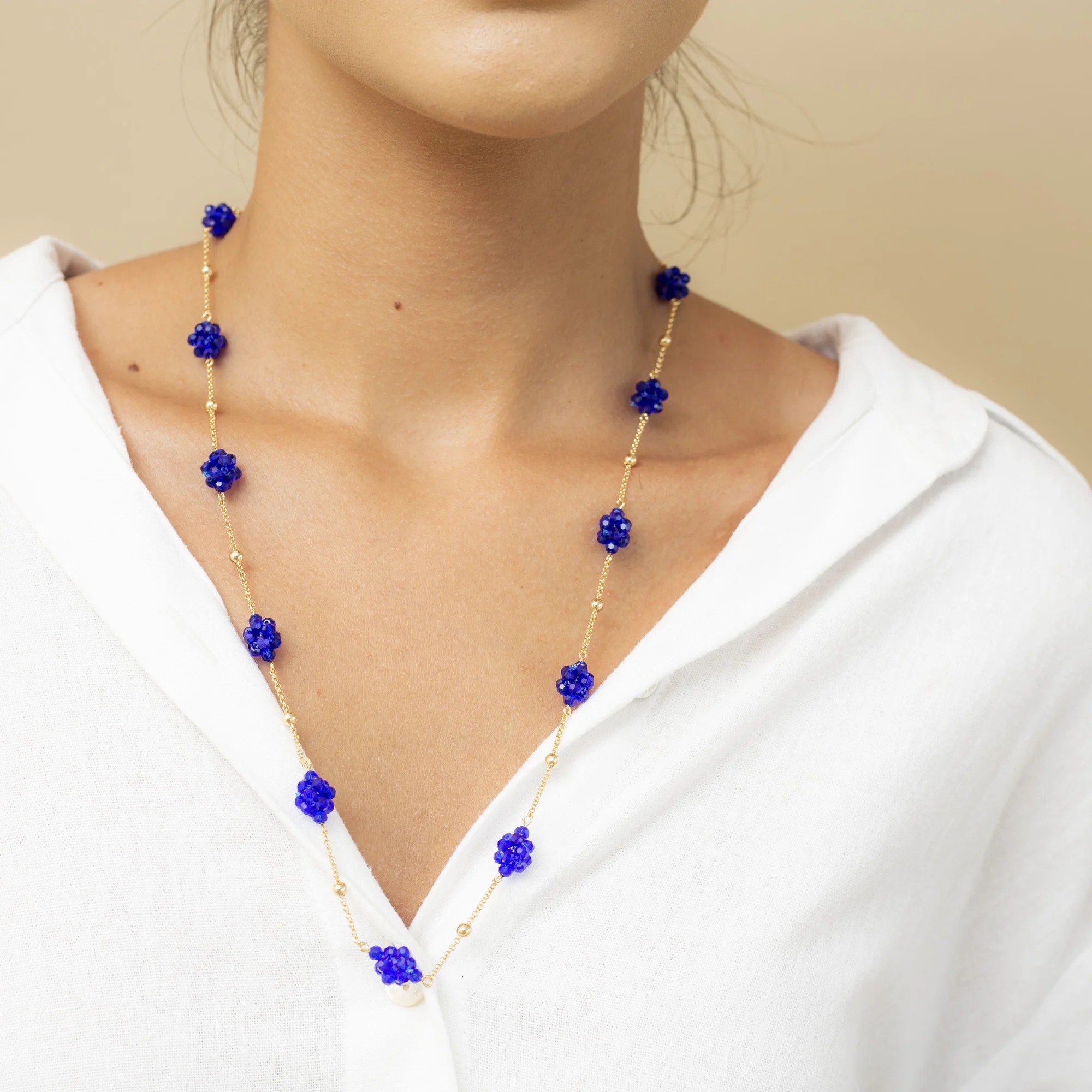 COLAR VINE PINGENTES COLMEIA AZUL BANHO OURO