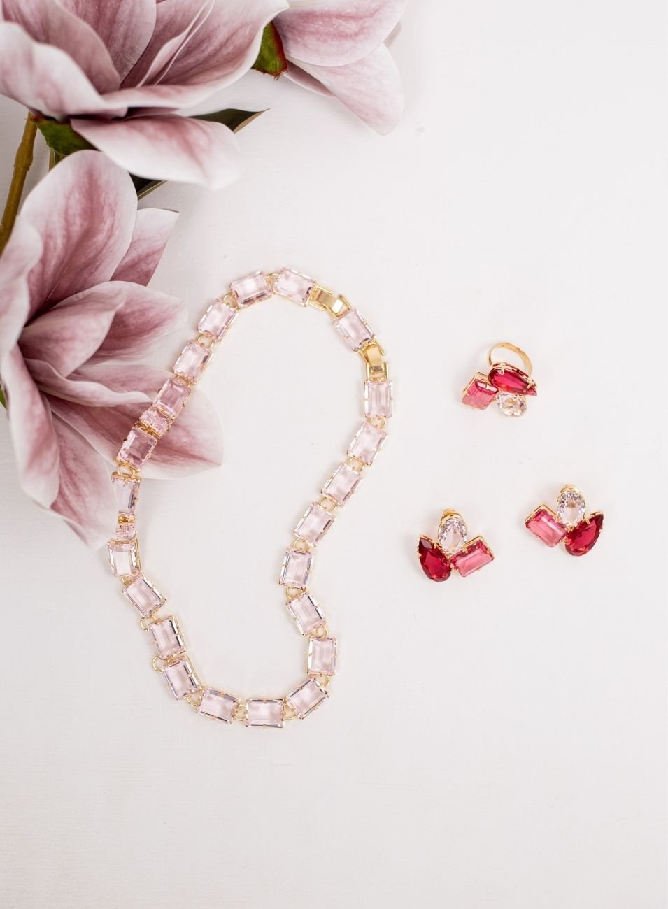 COLAR WINTOUR RETANGULOS ROSA CLARO BANHO OURO