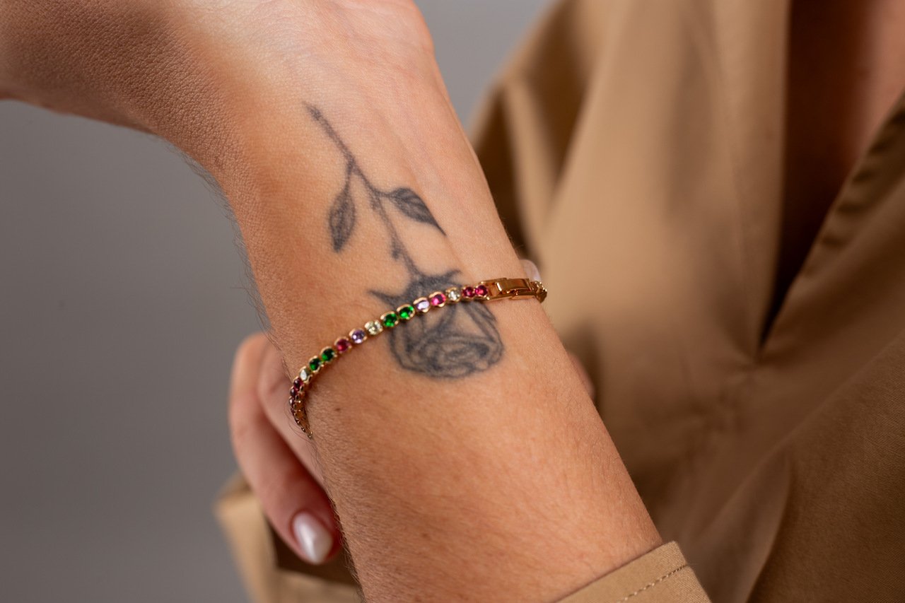 PULSEIRA CICI RIVIERA PORTUGUESA PERSONALIZADA CRISTAIS COLORIDOS BANHO OURO