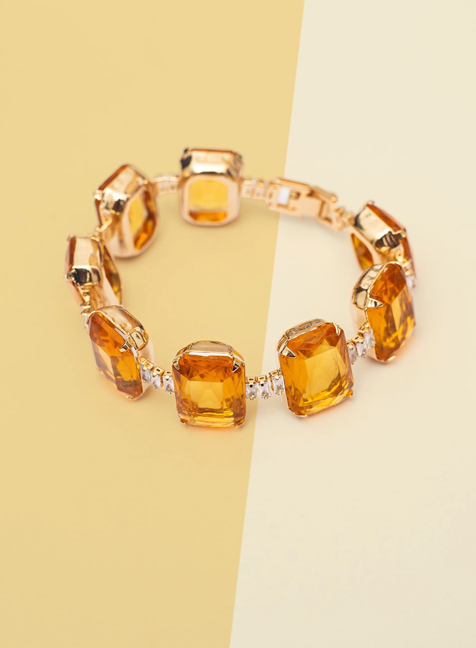 PULSEIRA ENTALHE CRISTAIS CITRINO BANHO OURO