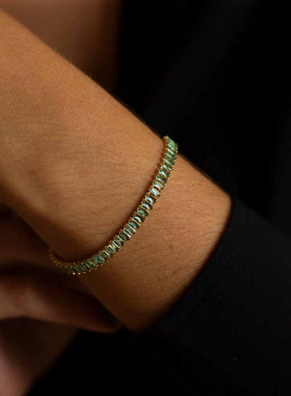 PULSEIRA EXXU RIVIERA CRISTAL VERDE CLARO BANHO OURO