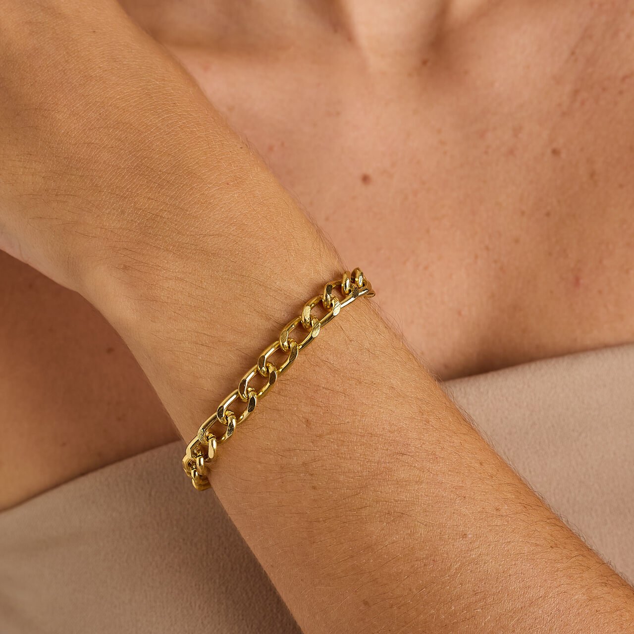 PULSEIRA GRUMET FINA BANHO OURO