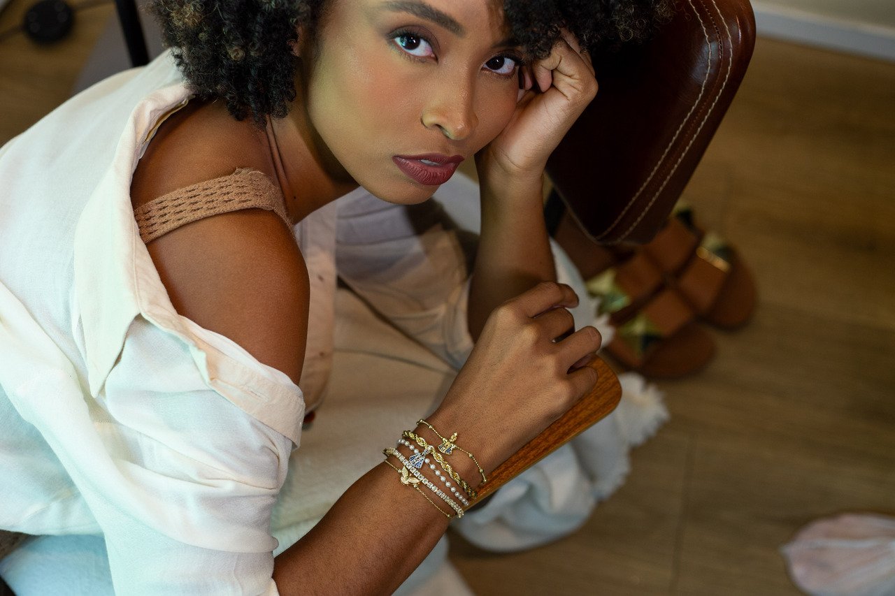 PULSEIRA LILI RIVIERA ZIRCÔNIA QUADRADA INCOLOR BANHO OURO