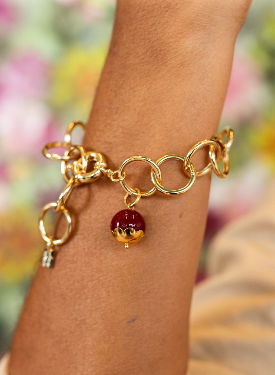 PULSEIRA MOIRÉ PÉROLA NOBRE CEREJA BANHO OURO