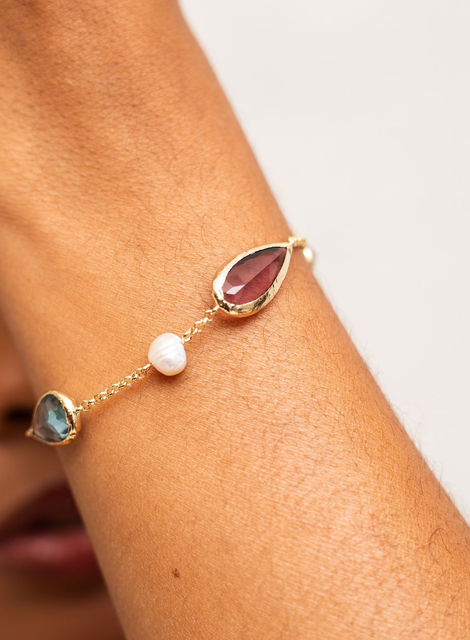 PULSEIRA NATURE COLORIDA BANHO OURO