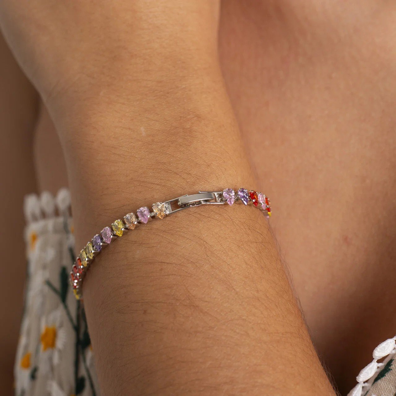 PULSEIRA RAIN RIVIERA GOTA COLORIDA BANHO RÓDIO BRANCO