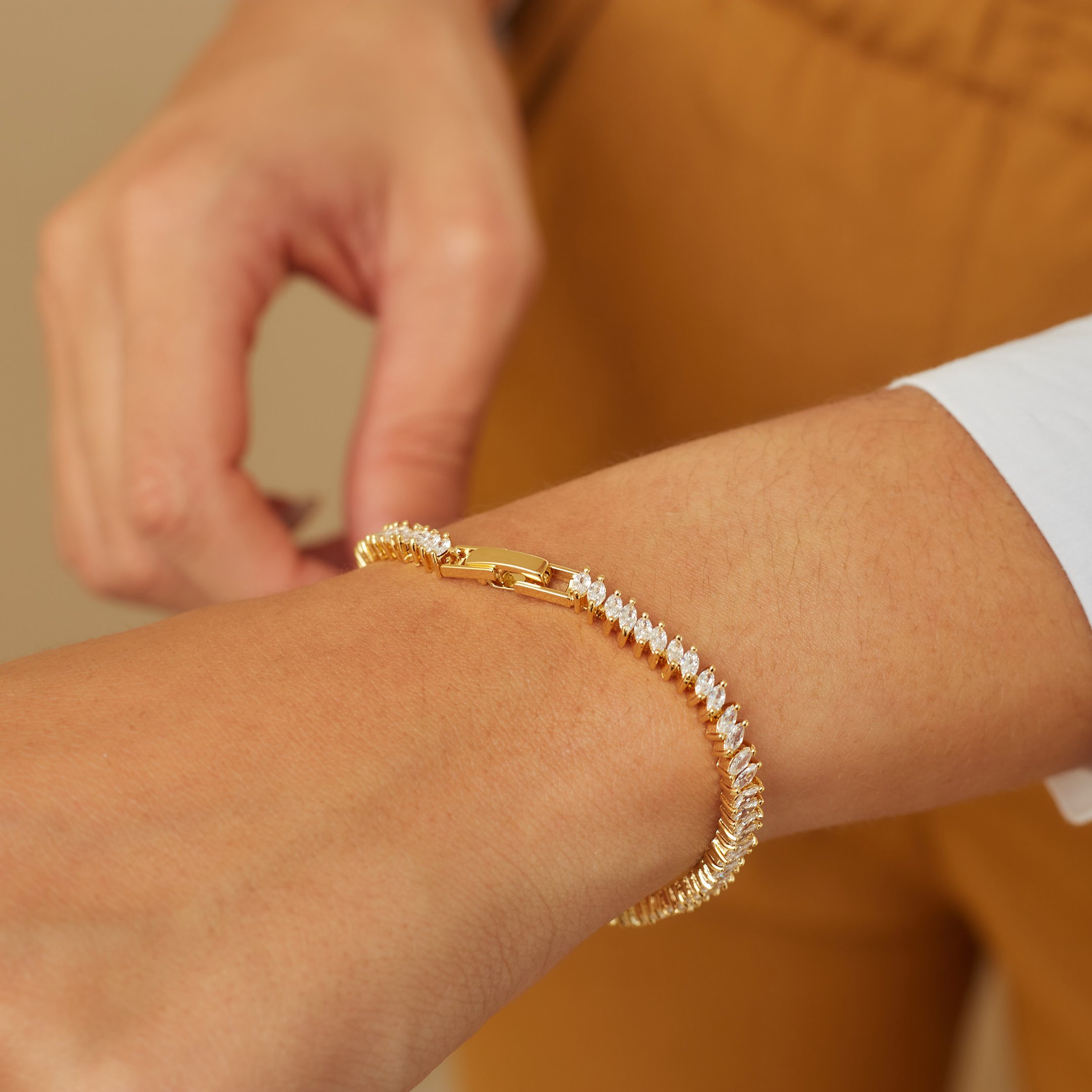 PULSEIRA RIVIERA ZADIR INCOLOR BANHO OURO