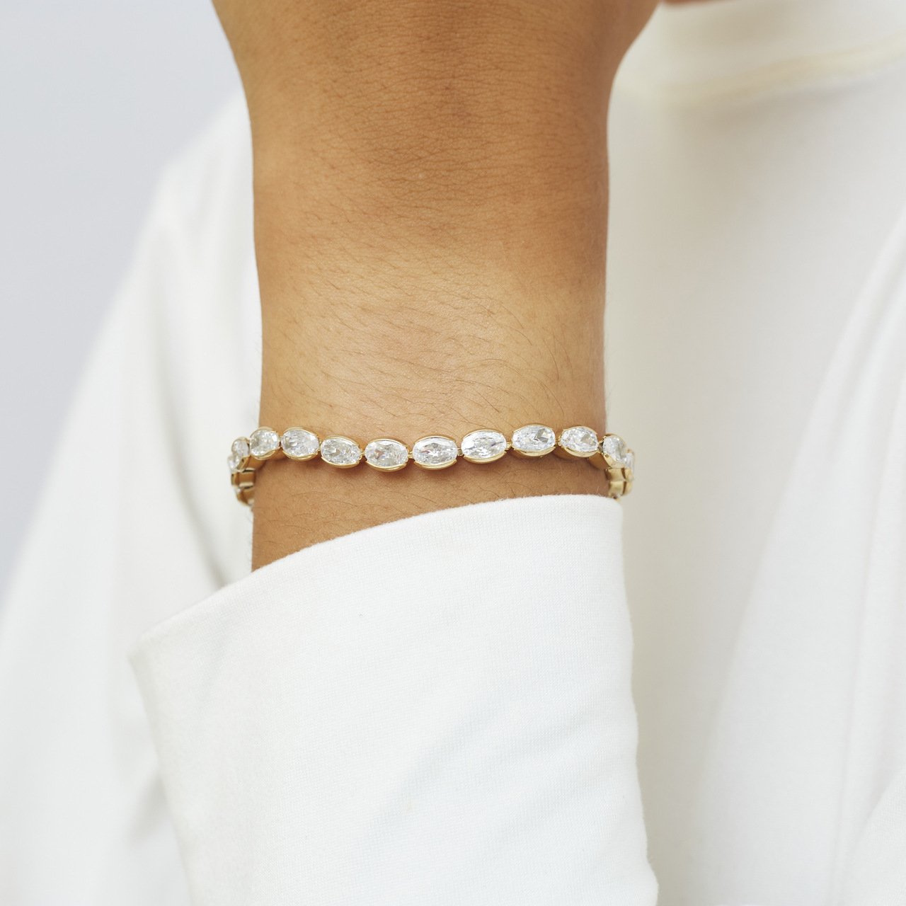 PULSEIRA SABINA G RIVIERA ZIRCÔNIAS OVAIS BANHO OURO