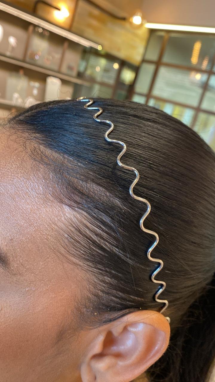 TIARA ARO ONDULADO BANHO RÓDIO BRANCO