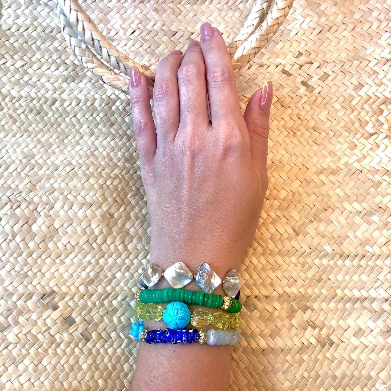 PULSEIRA MADREPÉROLAS IRREGULARES
