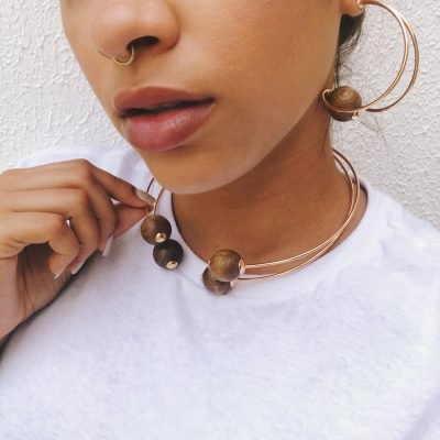 CHOKER TENERIFE 2 AROS BOLAS MADEIRA BANHO OURO