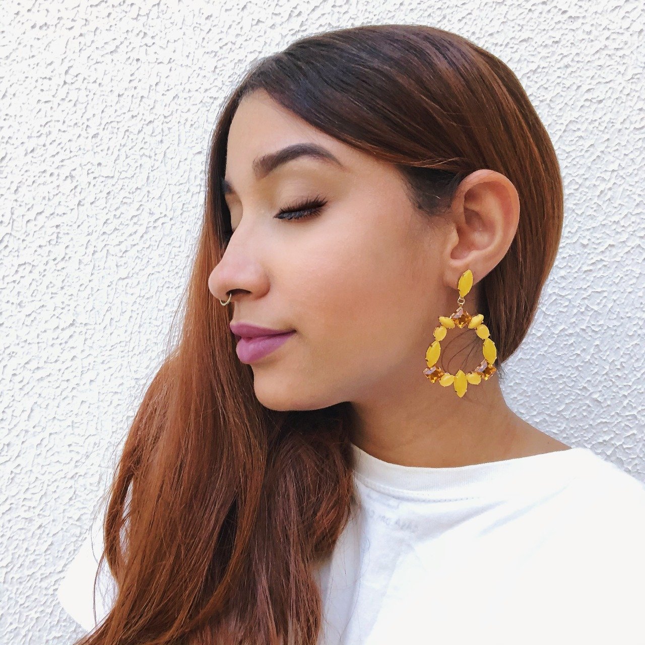 BRINCOS SOL PINO TONS AMARELO BANHO OURO