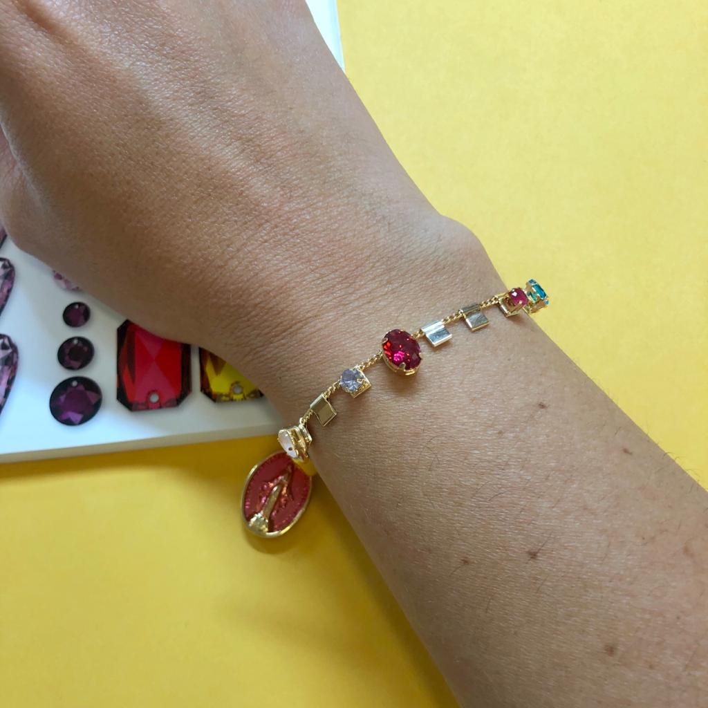 PULSEIRA PROTECT PINGENTE SANTA FECHO CORAÇÃO BANHO OURO