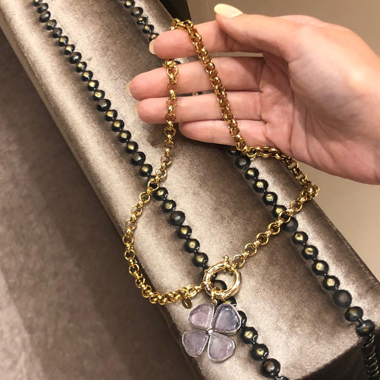 COLAR CLOVER OURO ENVELHECIDO PINGENTE TREVO AMETISTA