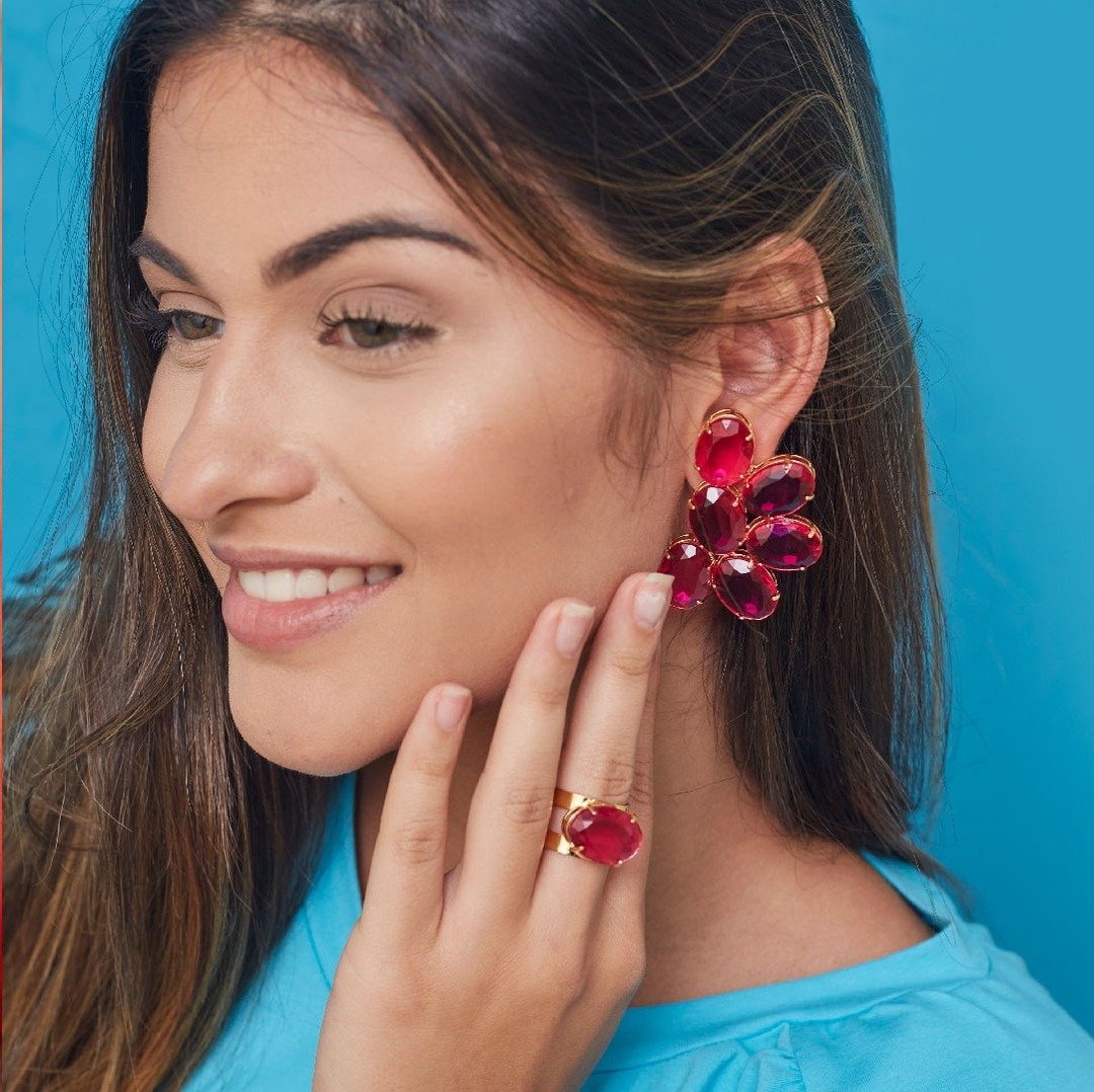ANEL SANA CRISTAL OVAL ROSA BANHO OURO