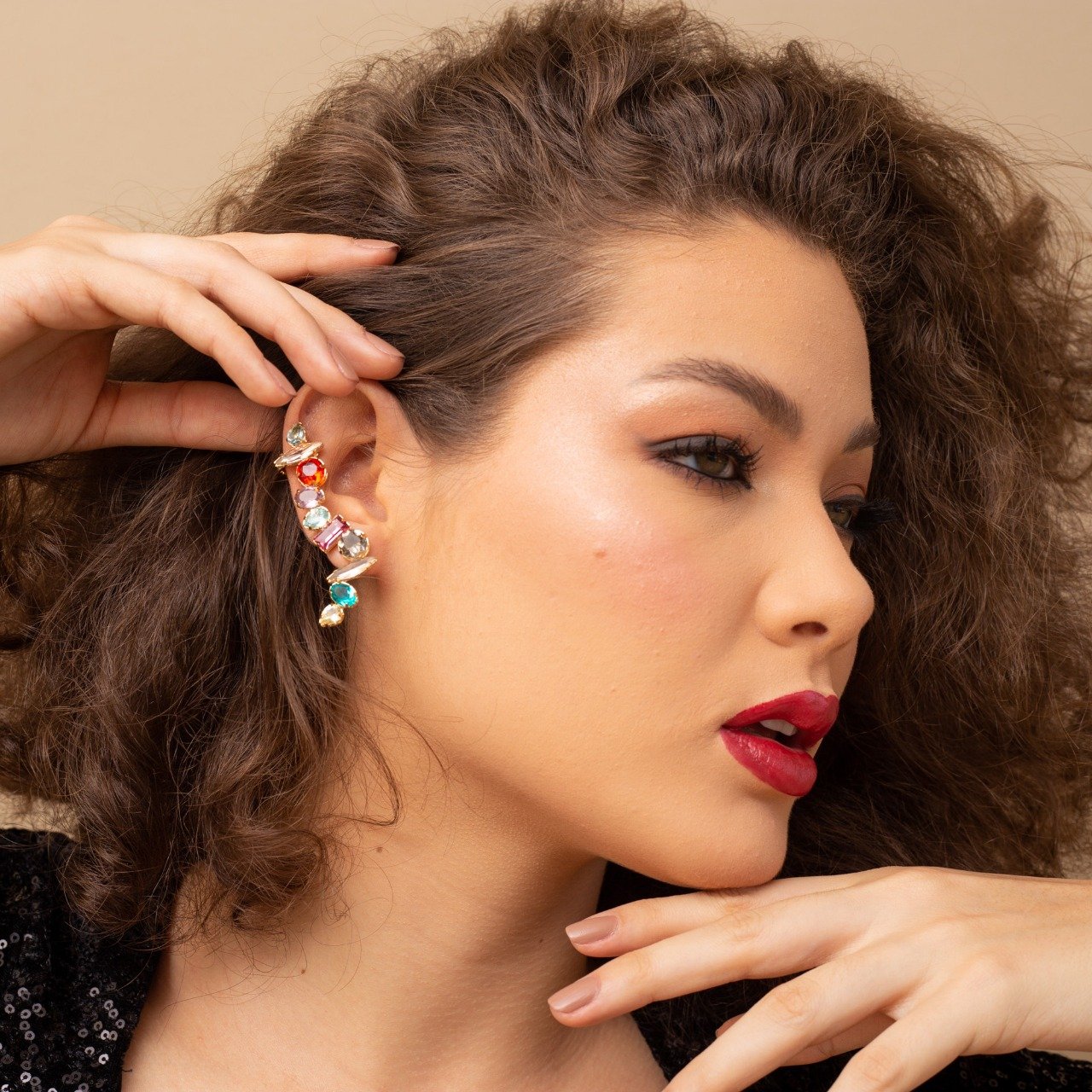 BRINCOS MAYA EAR CUFFS MIX CRISTAIS COLORIDOS BANHO OURO