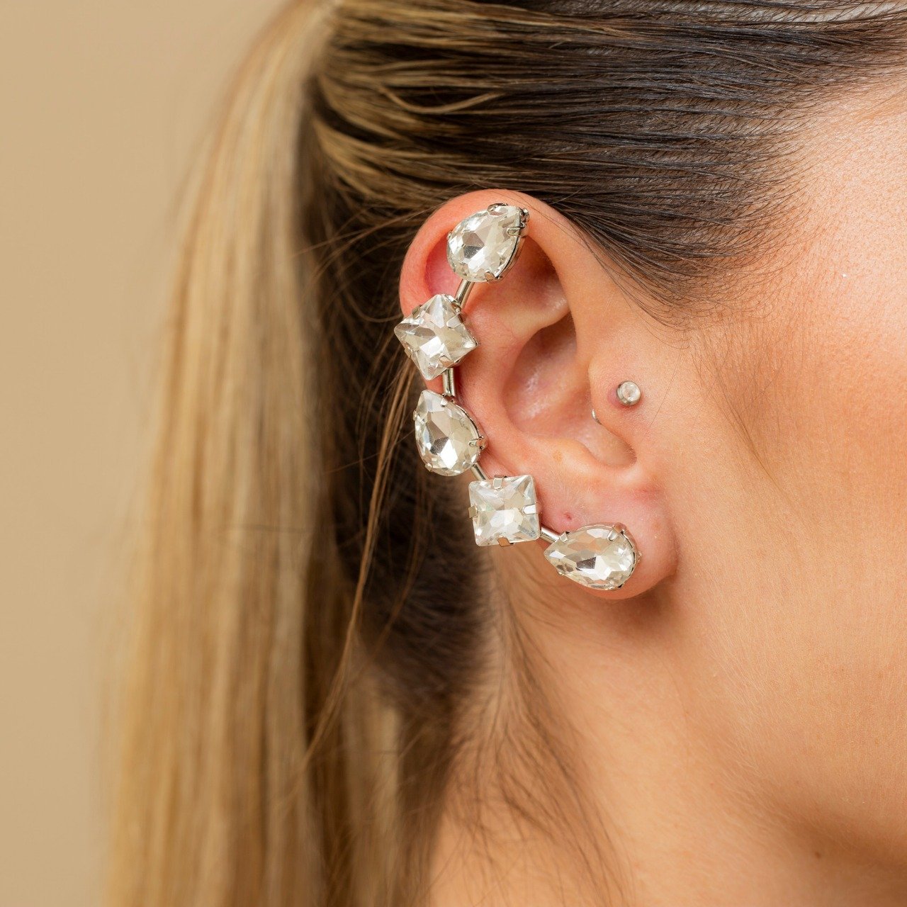 BRINCOS EAR CUFFS SILA CRISTAIS INCOLOR BANHO RÓDIO BRANCO